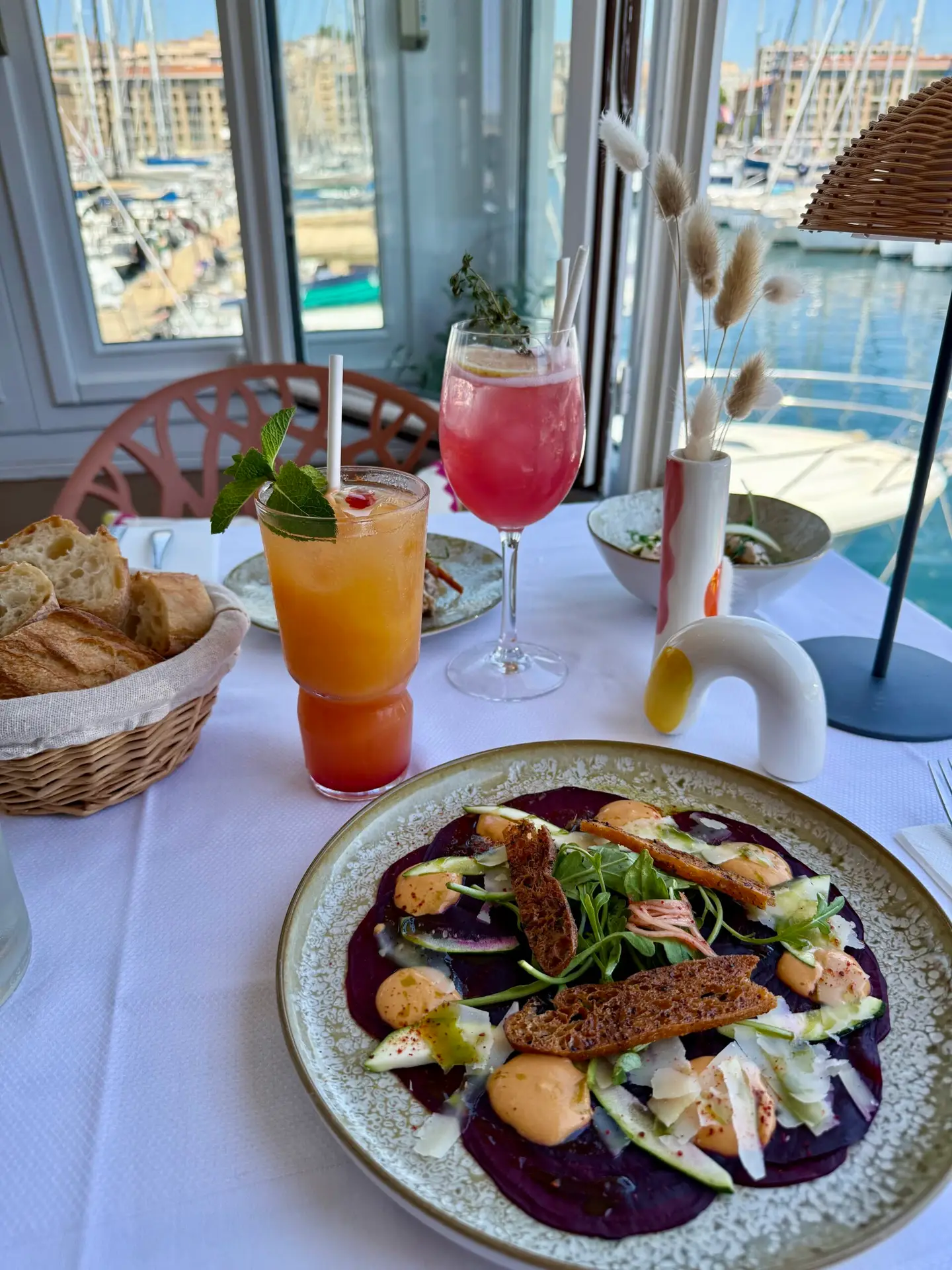 Plat et Cocktail Restaurant La nautique Marseille